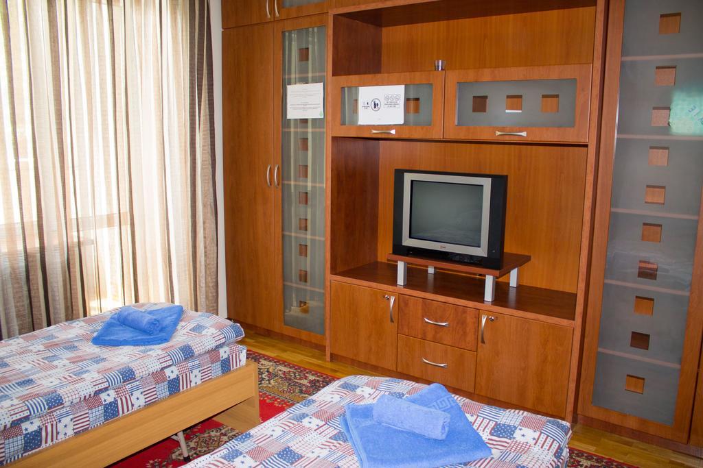 Ala Hostel アルマトイ エクステリア 写真