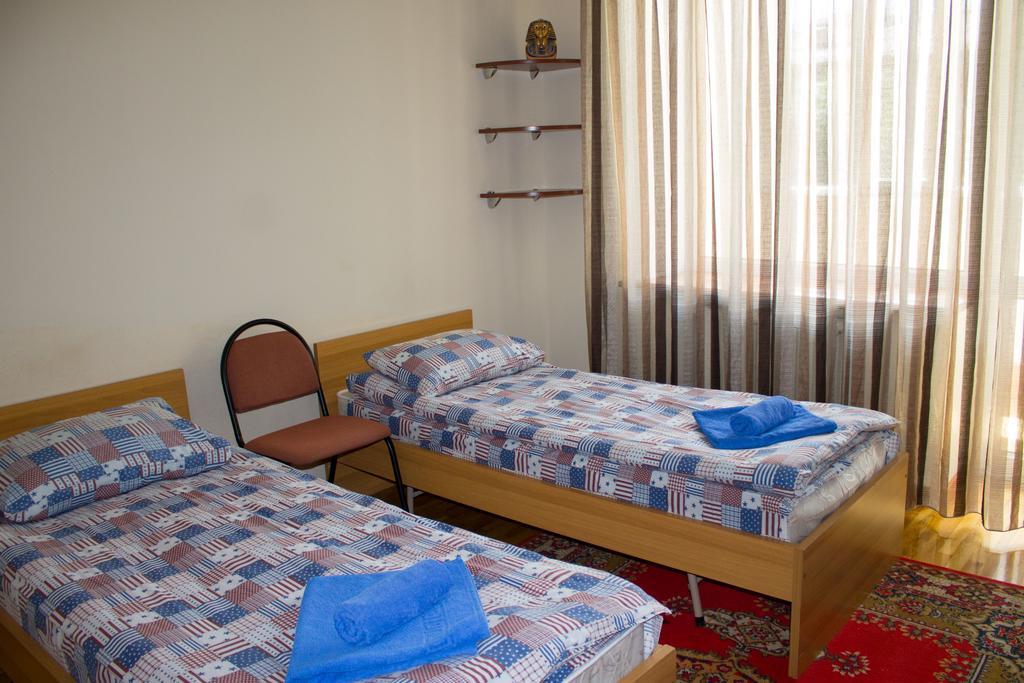 Ala Hostel アルマトイ エクステリア 写真